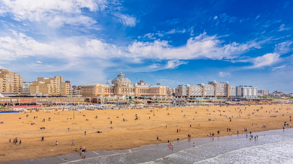 Den Haag aan het strand als voorbeeld van vastgoed