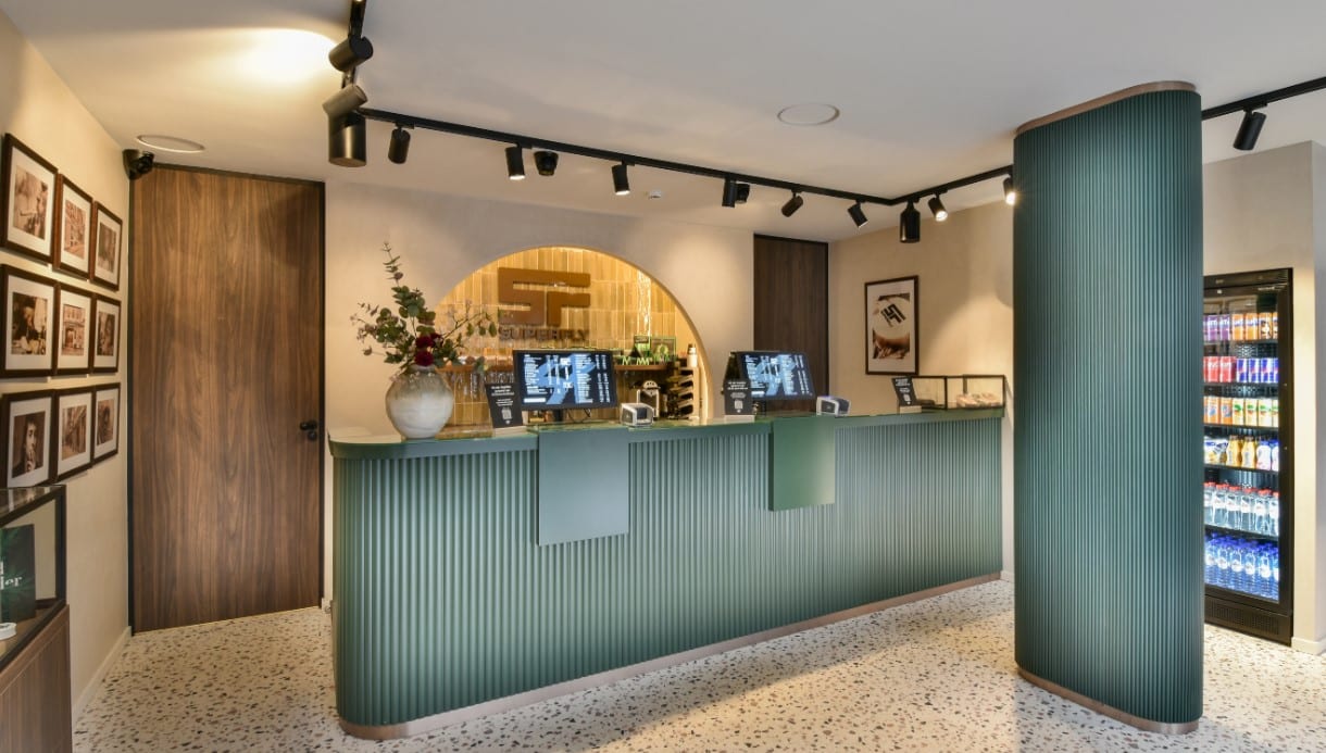 SuperFly Hoofddorp & Amsterdam