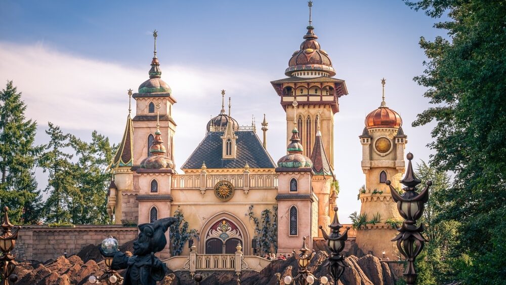 Symbolica, het iconische kasteel van het attractiepark de Efteling in Nederland