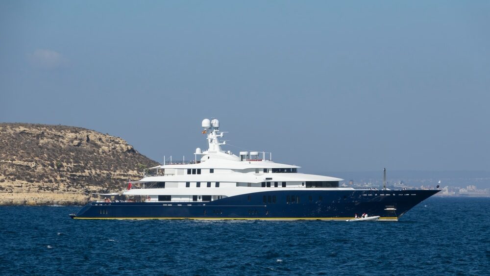 Luxury yacht Symphony owned by Bernard Arnault