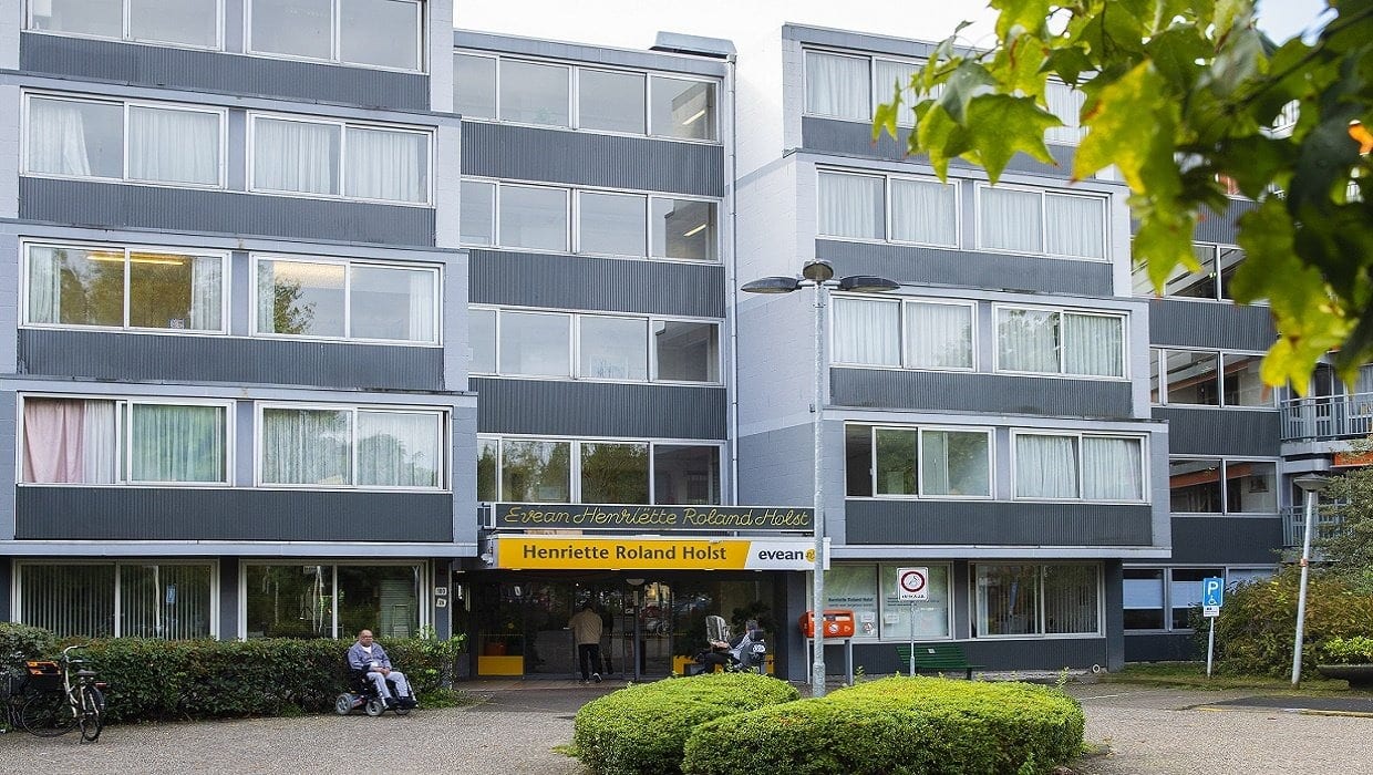 Evean Henriette Roland Holst