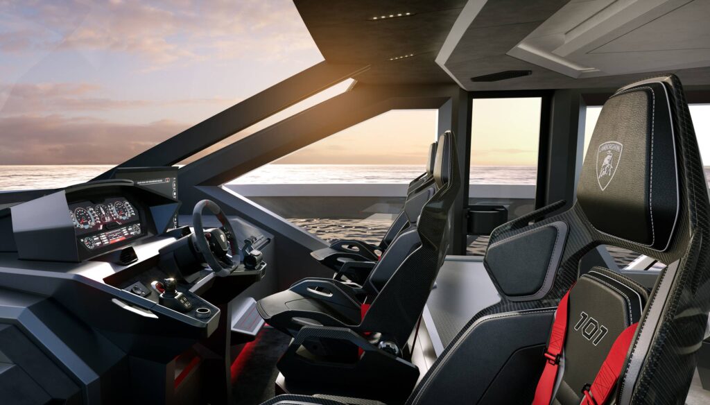 Interieur van de Tecnomar for Lamborghini 101FT