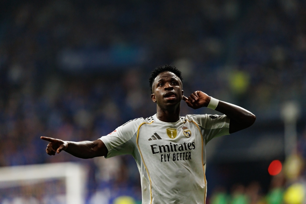 Oviedo, Spanje - 08 24 2025: Vinicius Junior gezien vieren na scoren doel tijdens LaLiga EA SPORTS spel tussen teams van Real Oviedo en Real Madrid FC